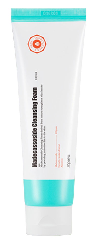 A'pieu Madecassoside Cleansing Foam