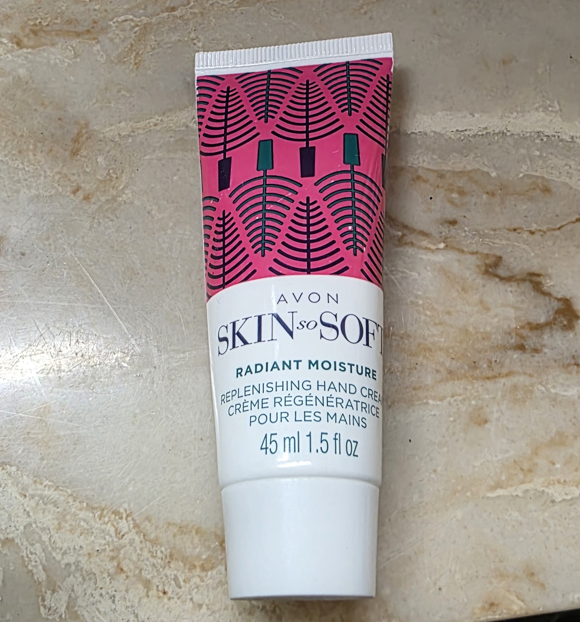 Avon Skin So Soft Radiant Moisture Replenishing Hand Cream