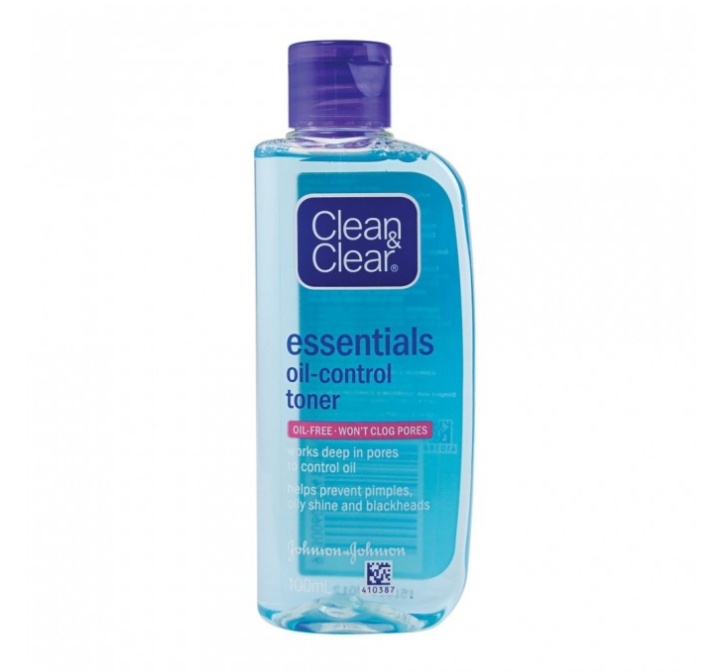 Clean & Clear Essentials Oil Control Toner