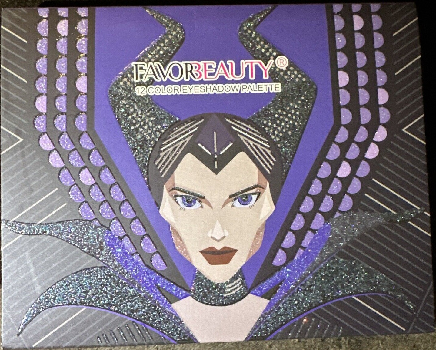 FavorBeauty 12 Color Eyeshadow Palette
