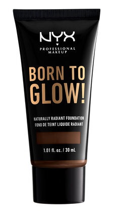 NYX Born To Glow Naturally Radiant Foundation