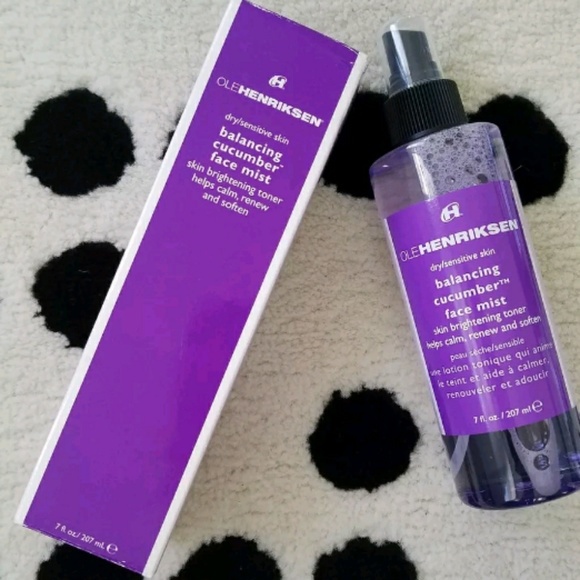 Ole Henriksen balancing cucumber face mist