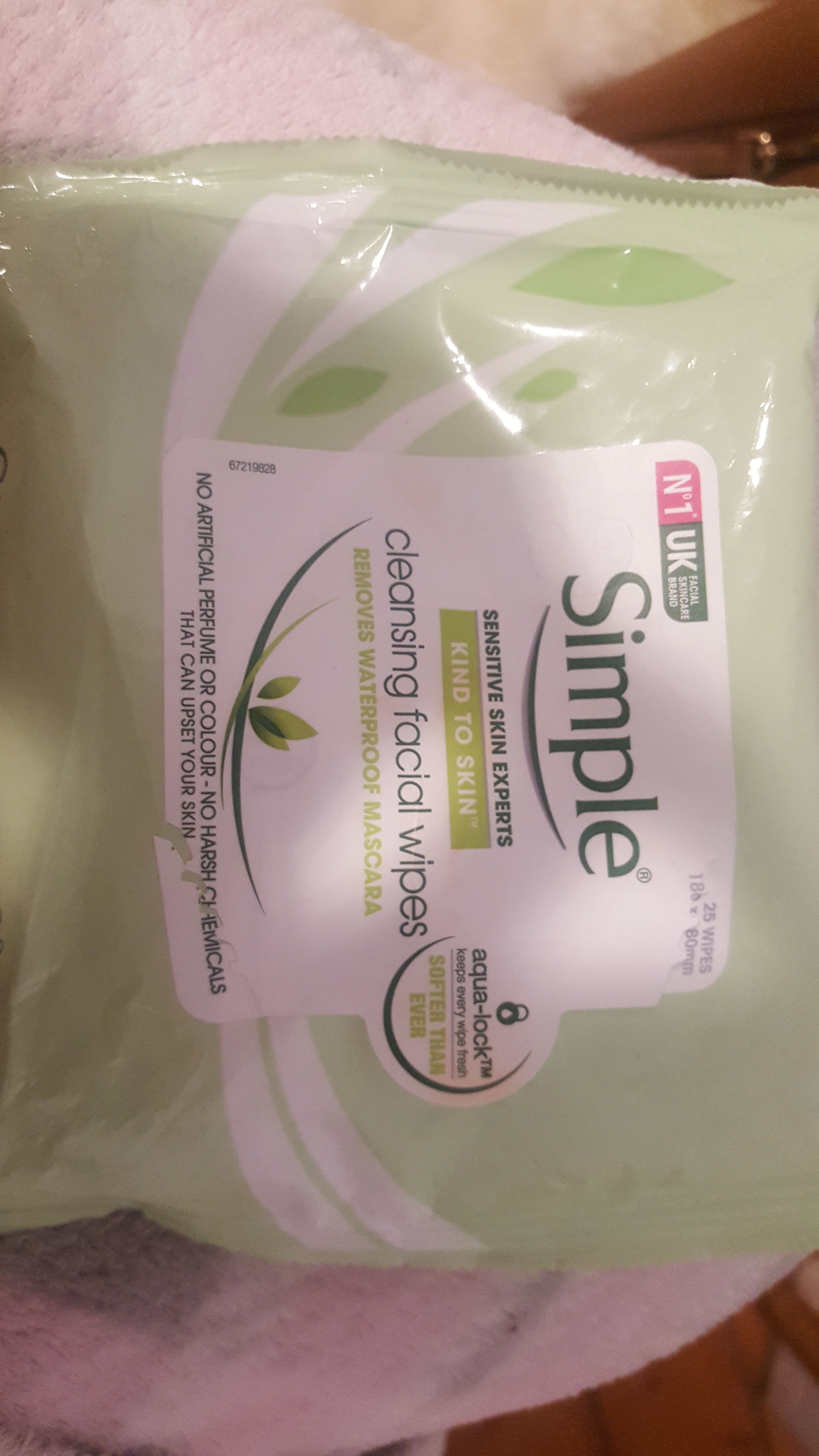 Simple Kind To Skin Cleansing Facial Wipes